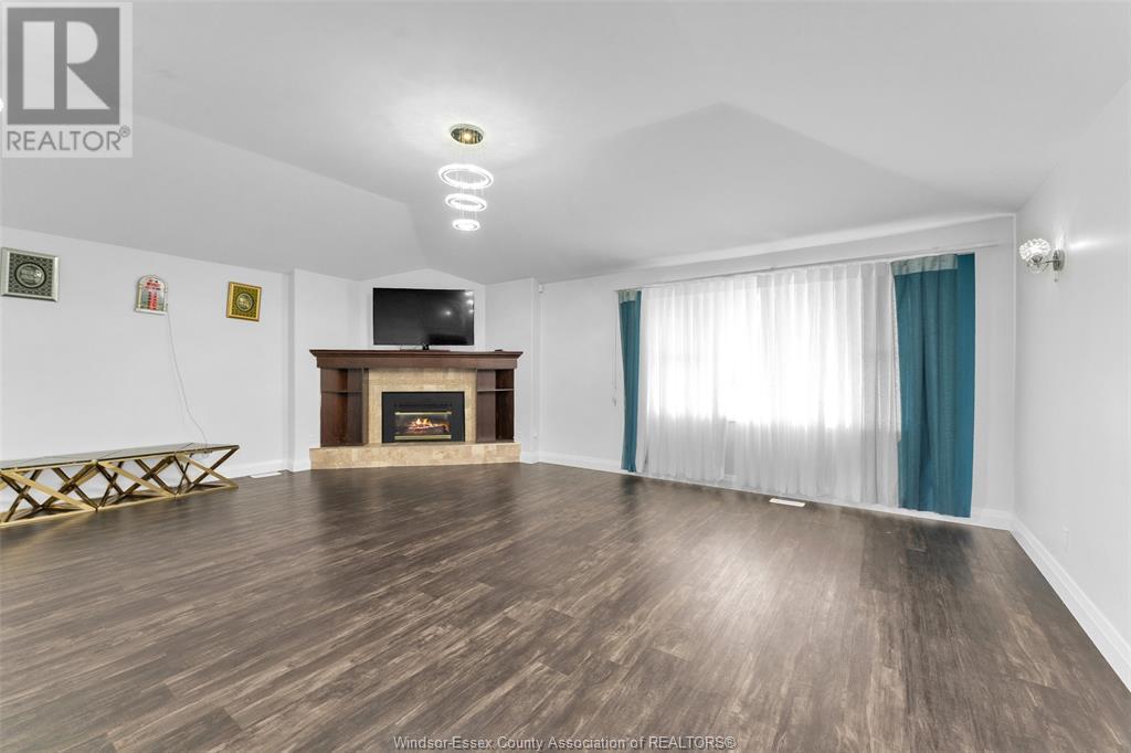 3157 Glenwood, Windsor, Ontario  N9E 2X9 - Photo 16 - 25015580