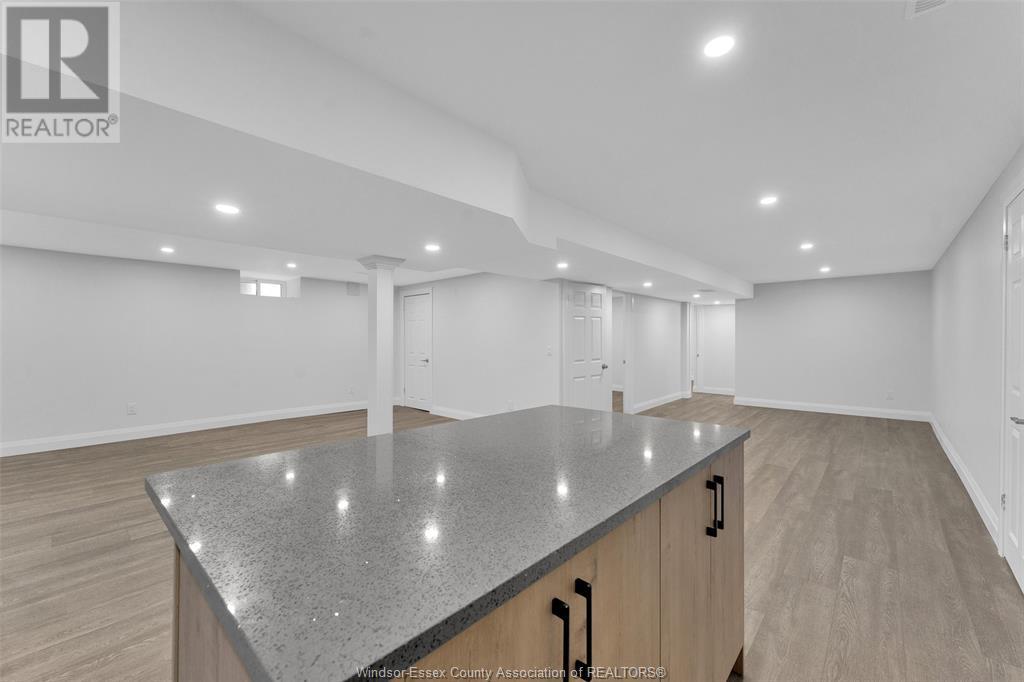 3157 Glenwood, Windsor, Ontario  N9E 2X9 - Photo 26 - 25015580