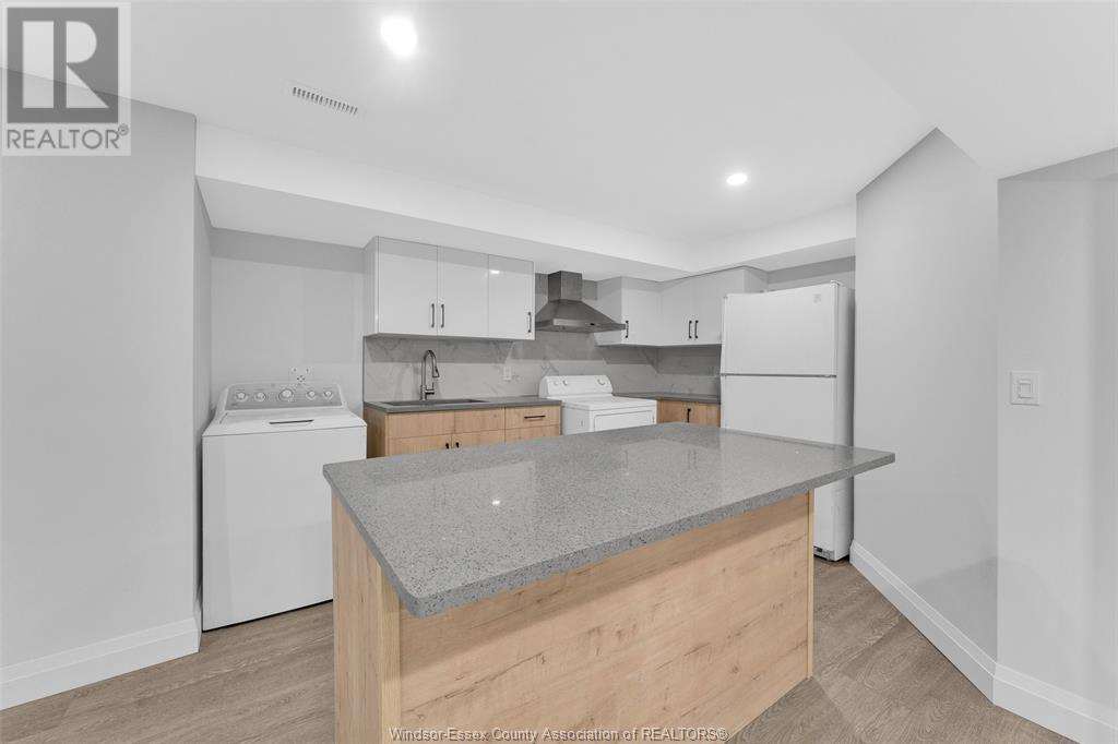 3157 Glenwood, Windsor, Ontario  N9E 2X9 - Photo 30 - 25015580