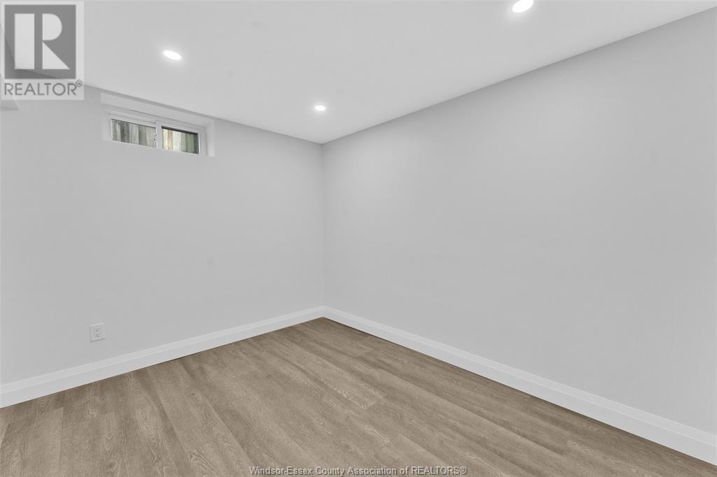 3157 Glenwood, Windsor, Ontario  N9E 2X9 - Photo 34 - 25015580