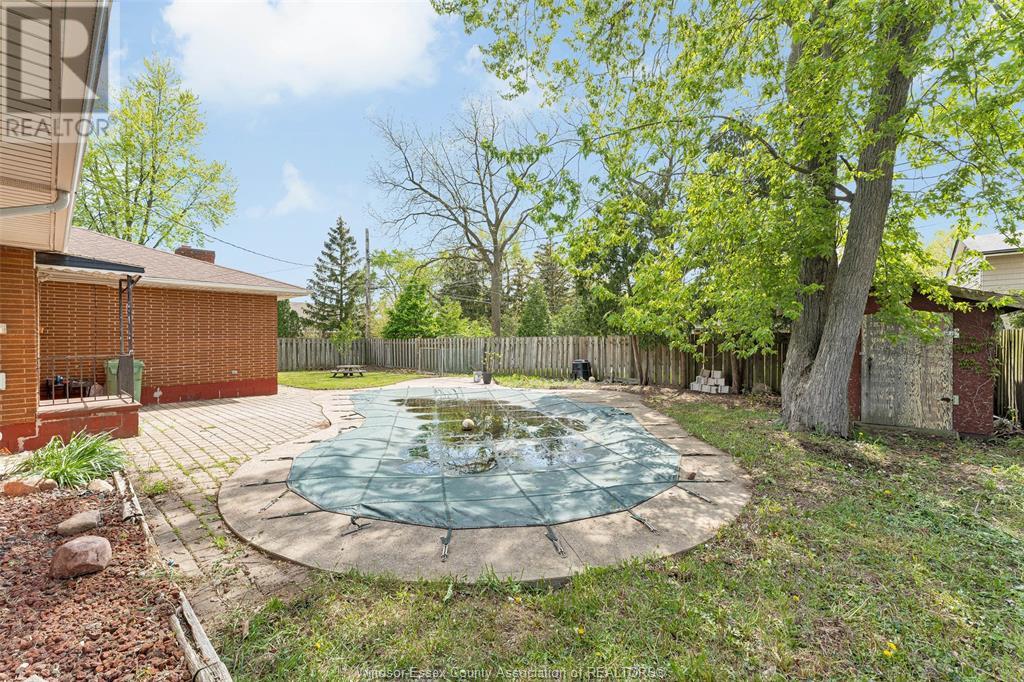 3157 Glenwood, Windsor, Ontario  N9E 2X9 - Photo 39 - 25015580