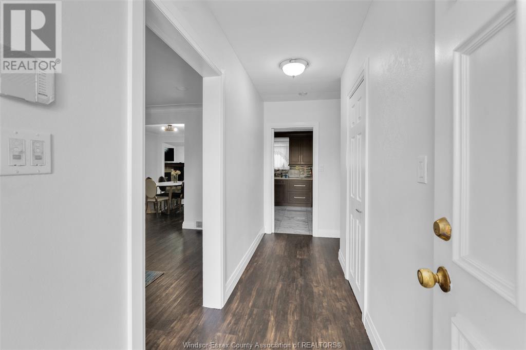 3157 Glenwood, Windsor, Ontario  N9E 2X9 - Photo 5 - 25015580
