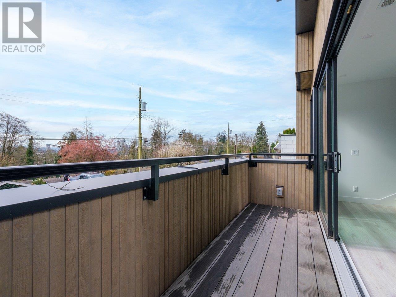 Property at 1119 E KEITH ROAD image 3