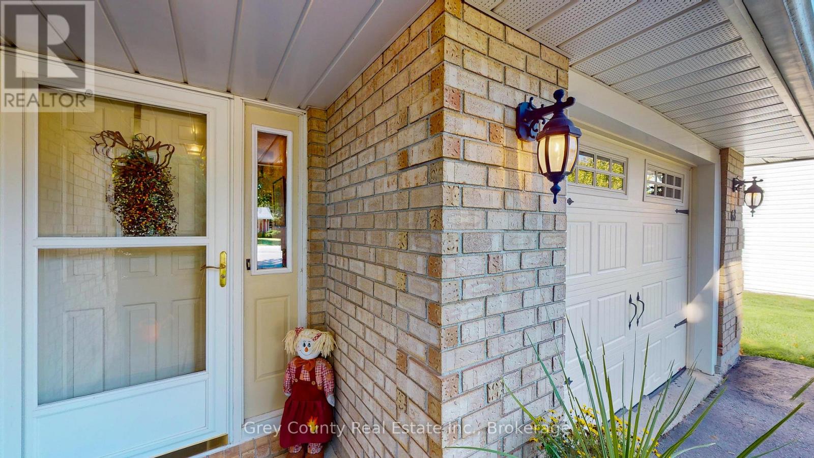 63 Grayview Drive, Grey Highlands, Ontario  N0C 1H0 - Photo 8 - X12232888