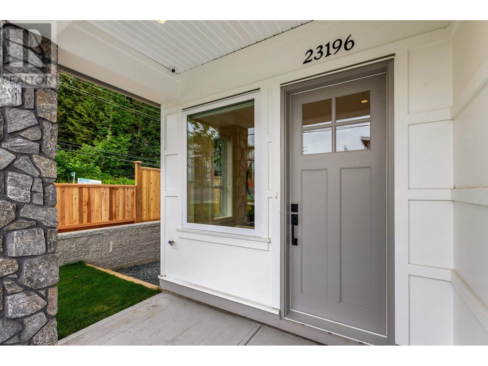 Property at 23196 136 AVENUE image 3