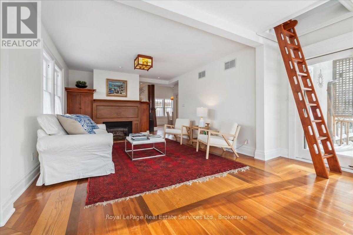 213 Randall Street, Oakville (Oo Old Oakville), Ontario  L6J 1P5 - Photo 15 - W12232748