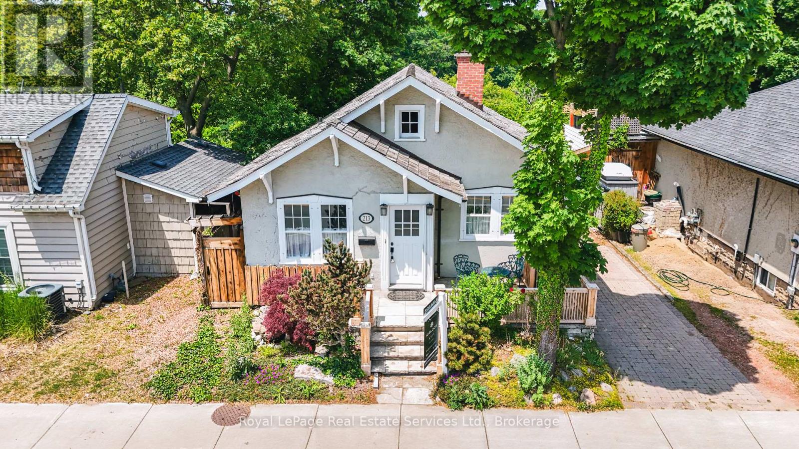 Property at 213 RANDALL STREET image 2