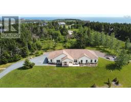 84 Oceanic Drive