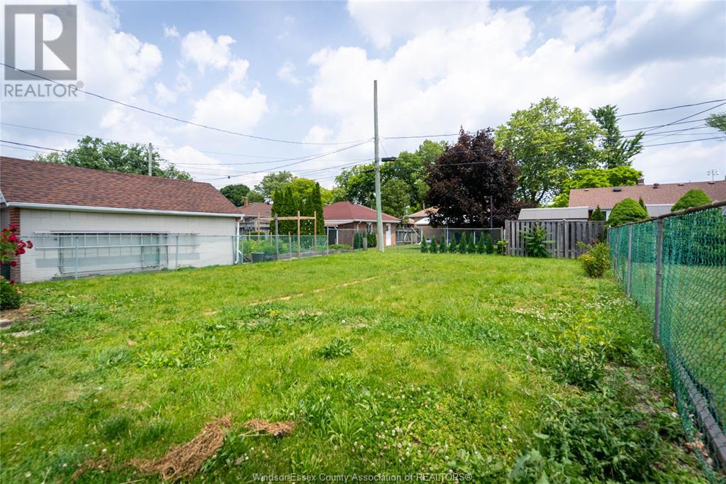 1590 Alexis, Windsor, Ontario  N8Y 4P2 - Photo 22 - 25015555