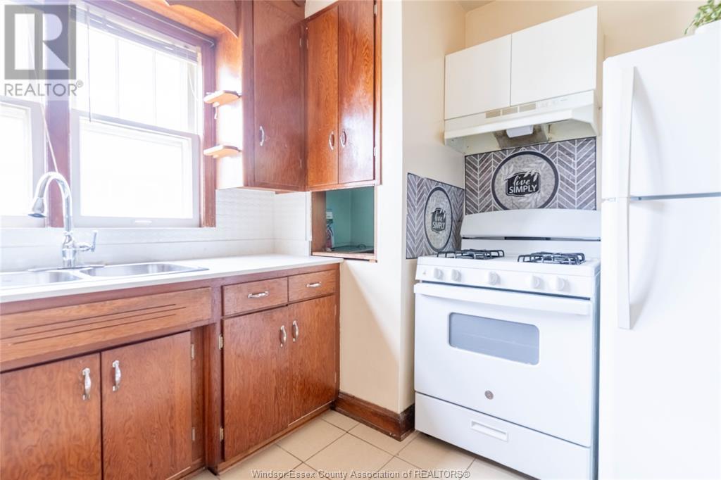 1590 Alexis, Windsor, Ontario  N8Y 4P2 - Photo 7 - 25015555
