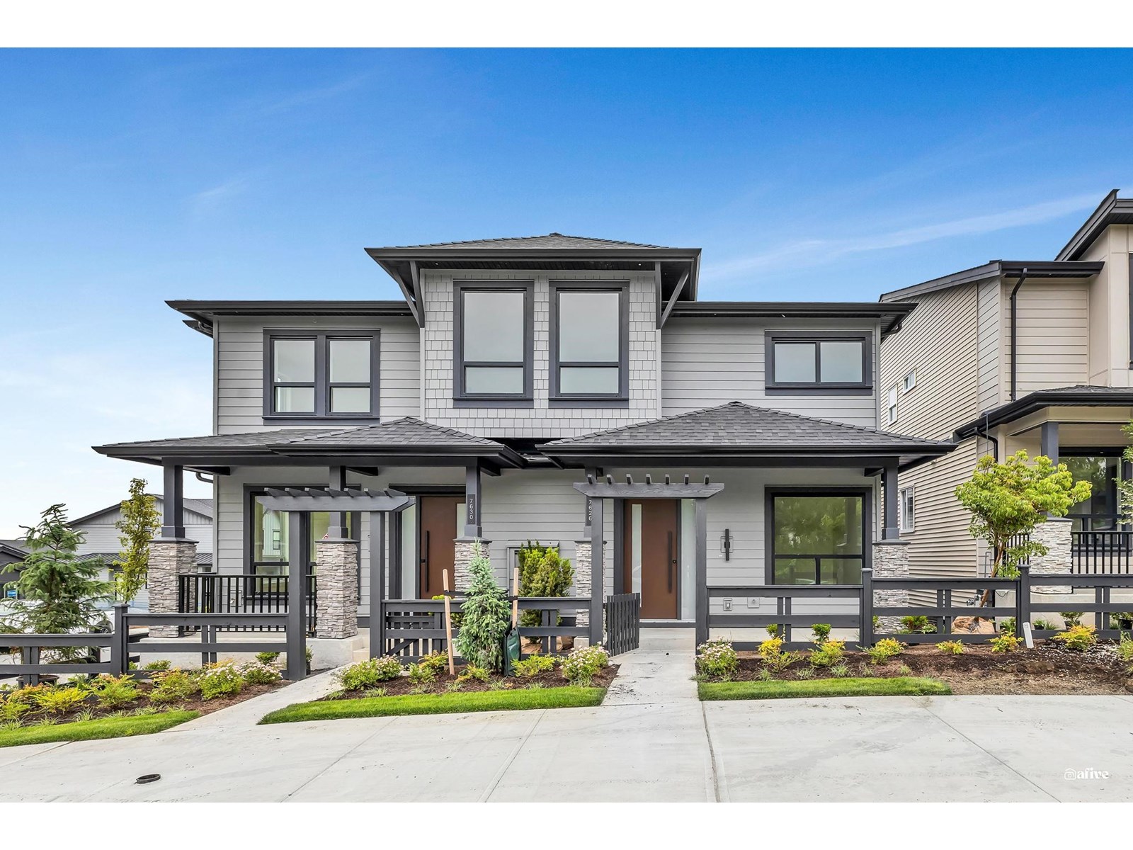 Property at 7626 196 STREET image 1