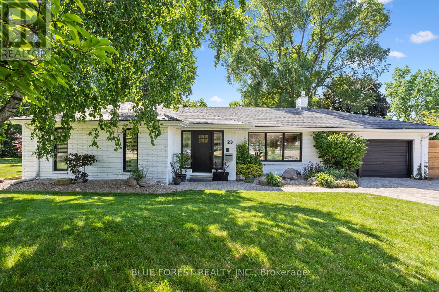 Property at 23 DALEVIEW CRESCENT image 1