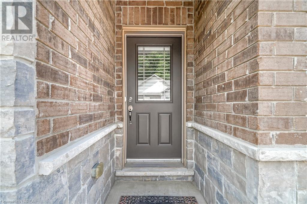 Property at 194 DONLY Drive S Unit# 13 image 4