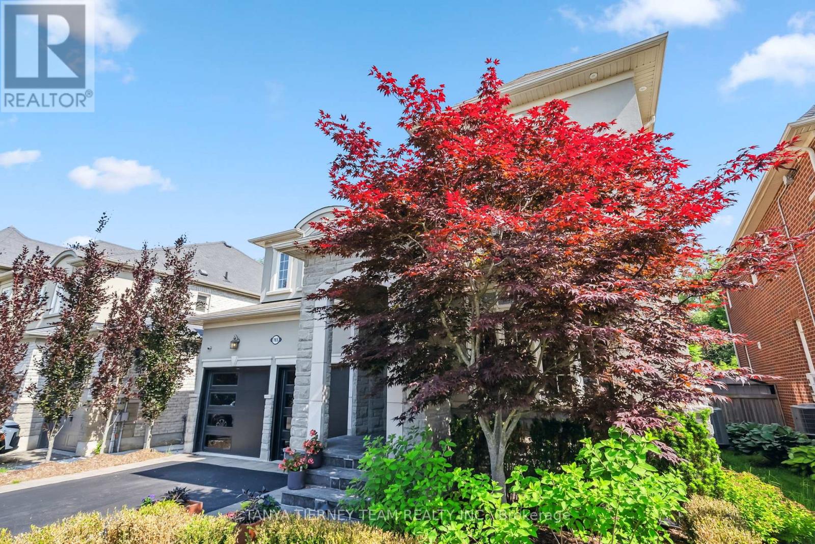Property at 165 RIVERS EDGE PLACE image 3