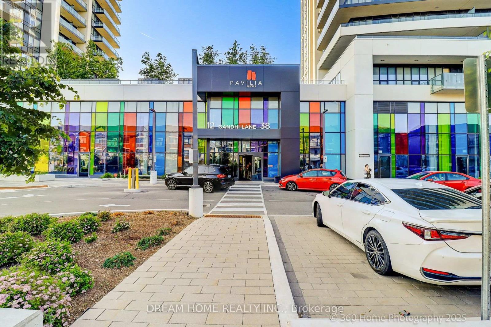 1711 - 12 Gandhi Lane, Markham (Commerce Valley), Ontario  L3T 0G8 - Photo 2 - N12232815