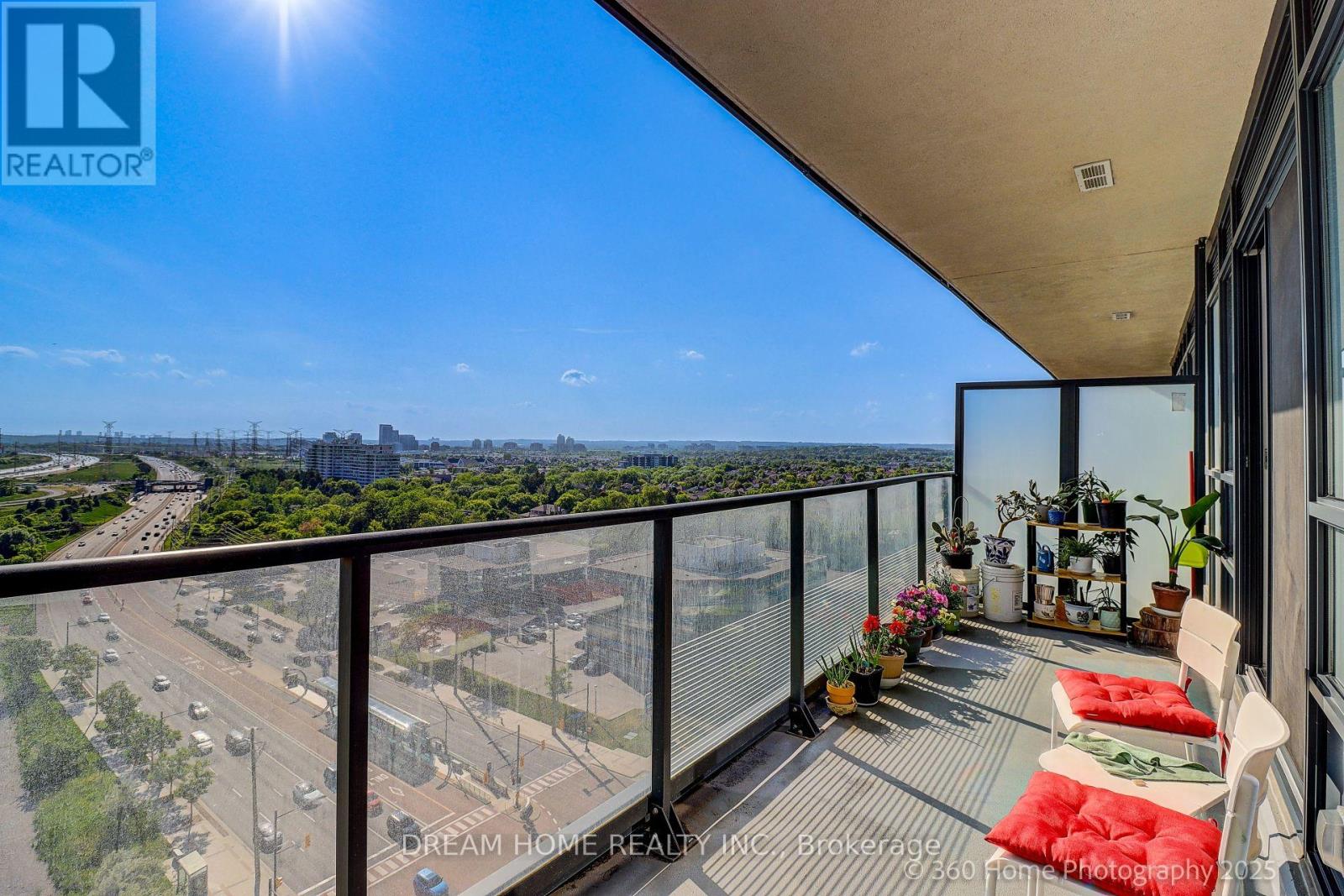 1711 - 12 Gandhi Lane, Markham (Commerce Valley), Ontario  L3T 0G8 - Photo 21 - N12232815