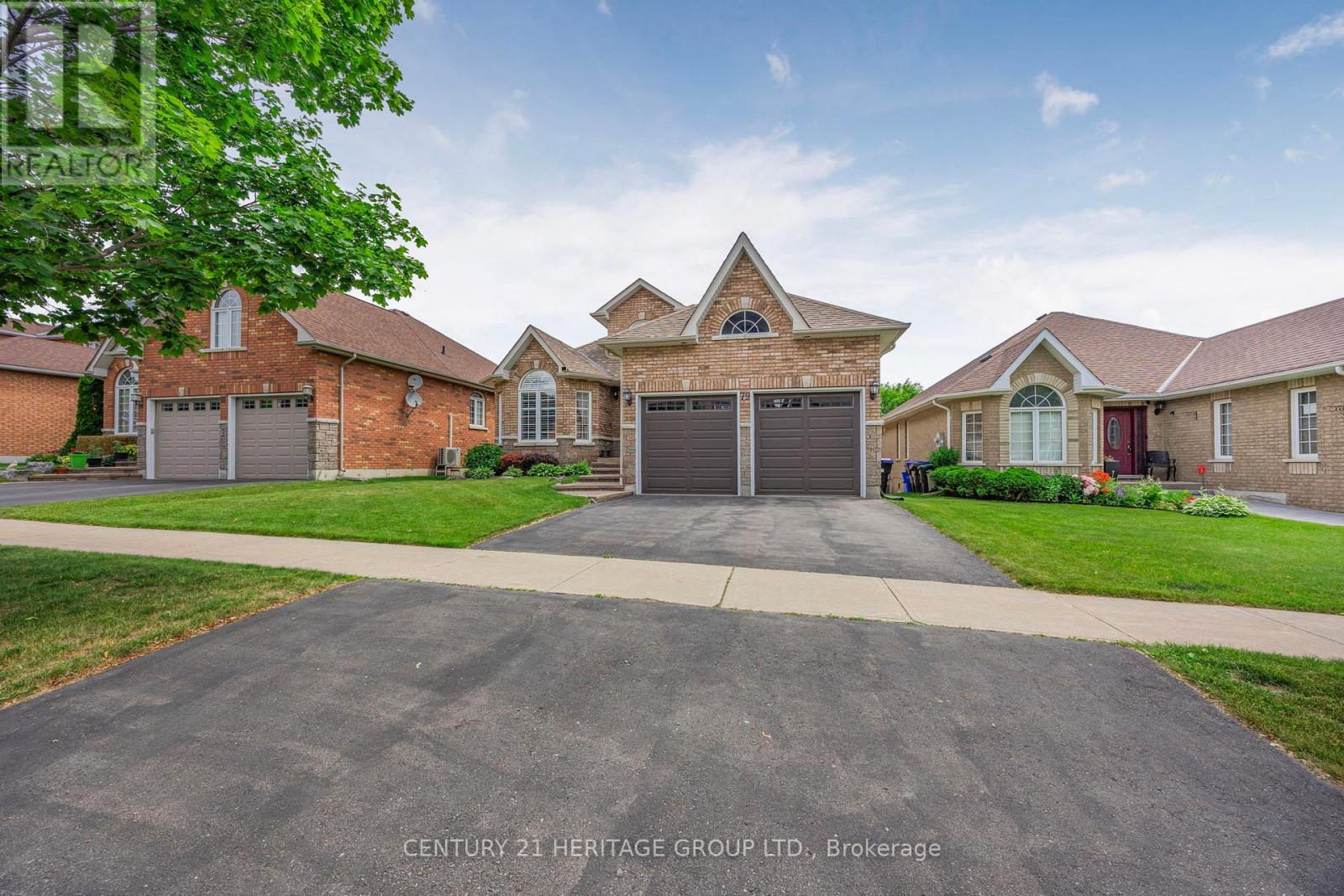 Property at 79 METCALFE DRIVE image 2