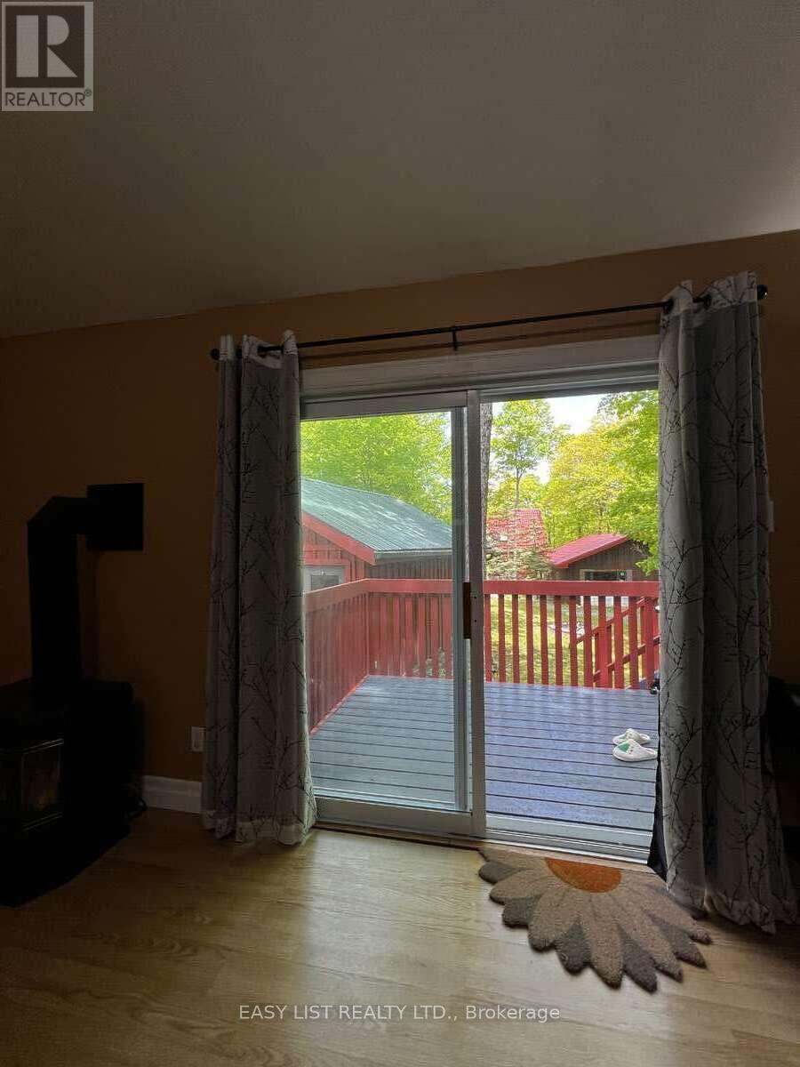 2135 Champlain Road, Tiny, Ontario  L9M 0B1 - Photo 19 - S12232829