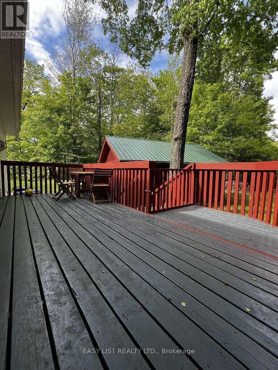 2135 Champlain Road, Tiny, Ontario  L9M 0B1 - Photo 20 - S12232829