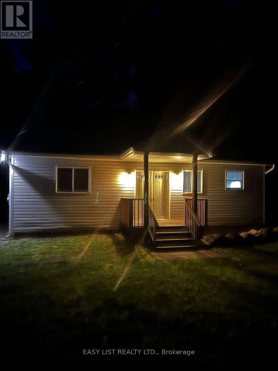 2135 Champlain Road, Tiny, Ontario  L9M 0B1 - Photo 27 - S12232829