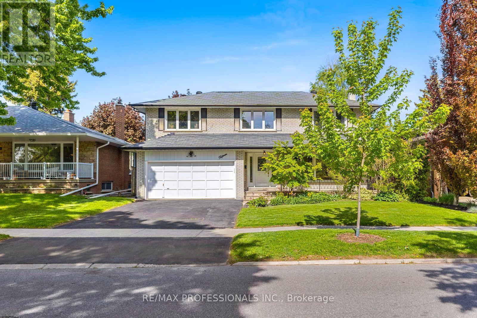 Property at 15 WARRENDER AVENUE image 1