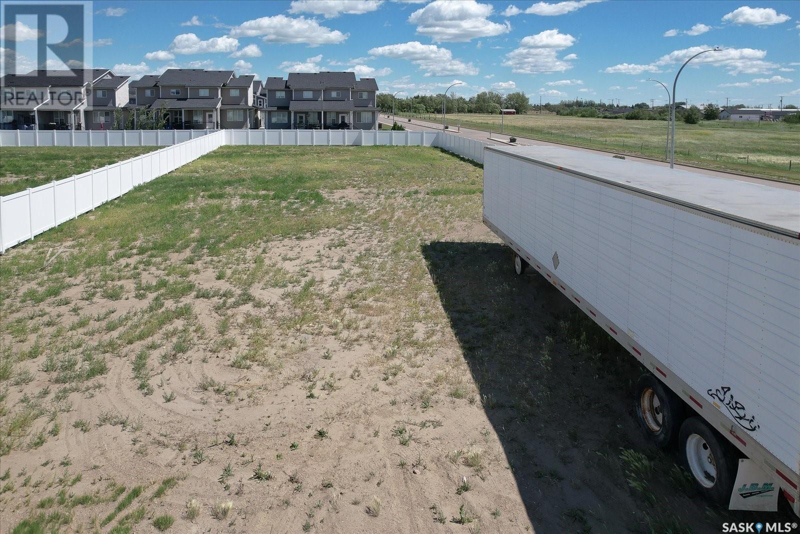 2 Loewen COURT, warman, Saskatchewan