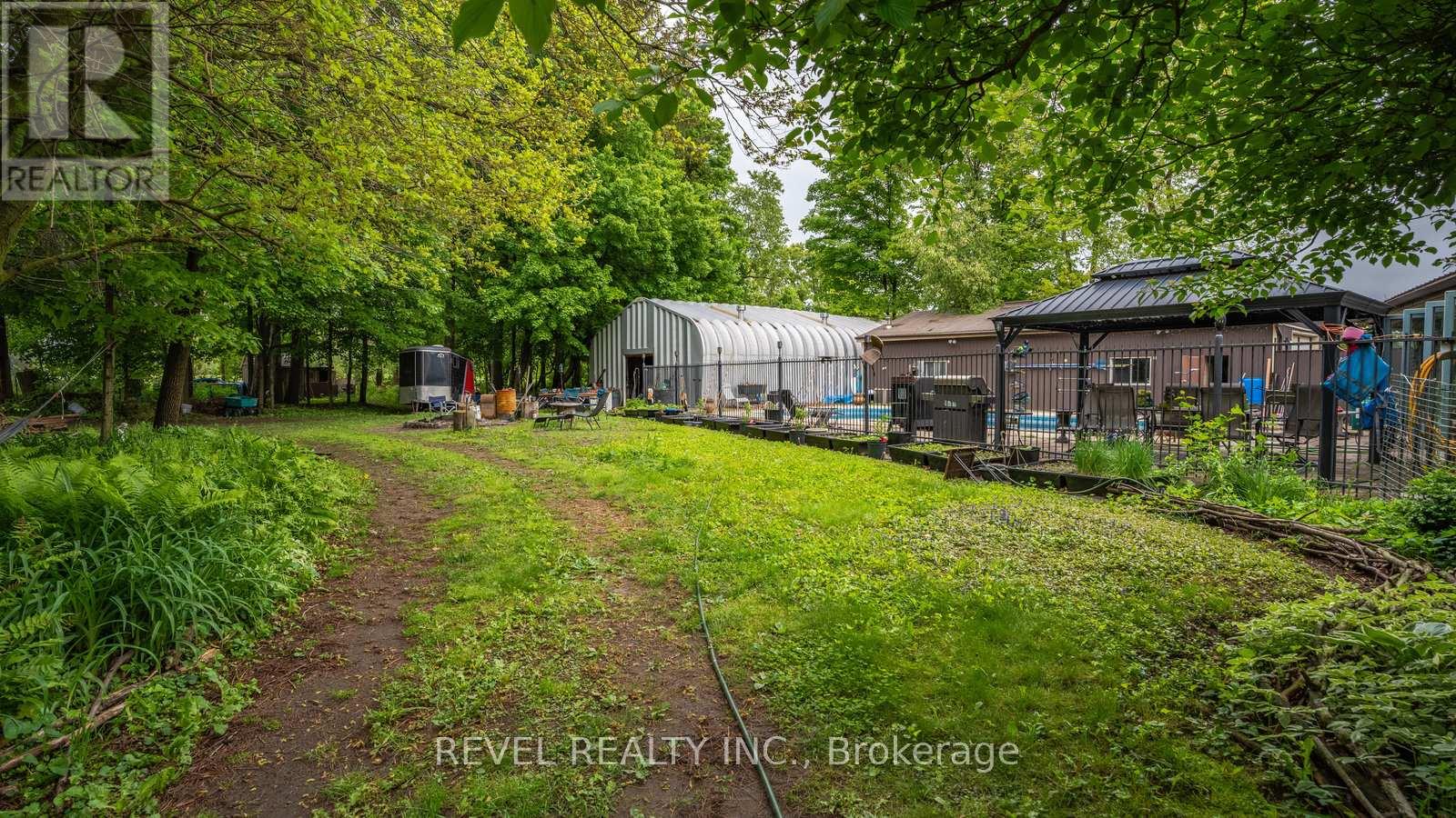 279 Cockshutt Road, Brantford, Ontario  N3T 5L6 - Photo 39 - X12232817