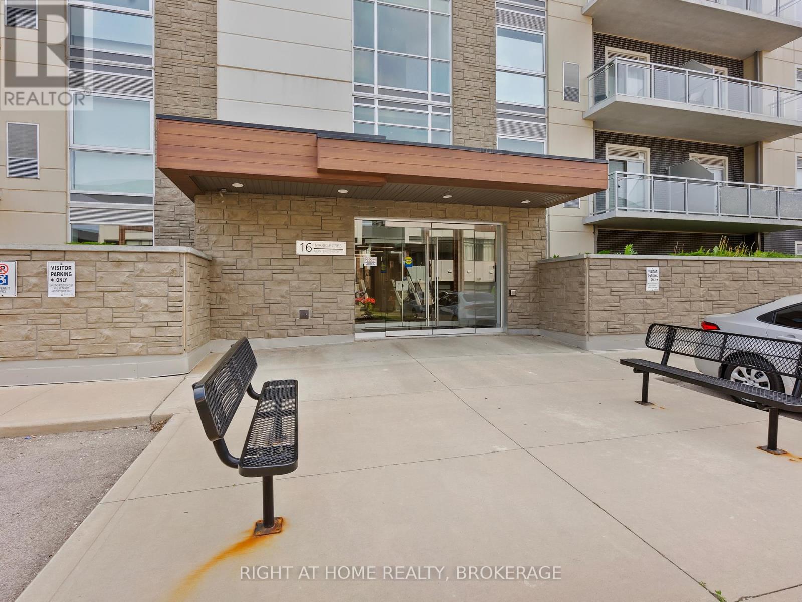 Property at 503 - 16 MARKLE CRESCENT image 4