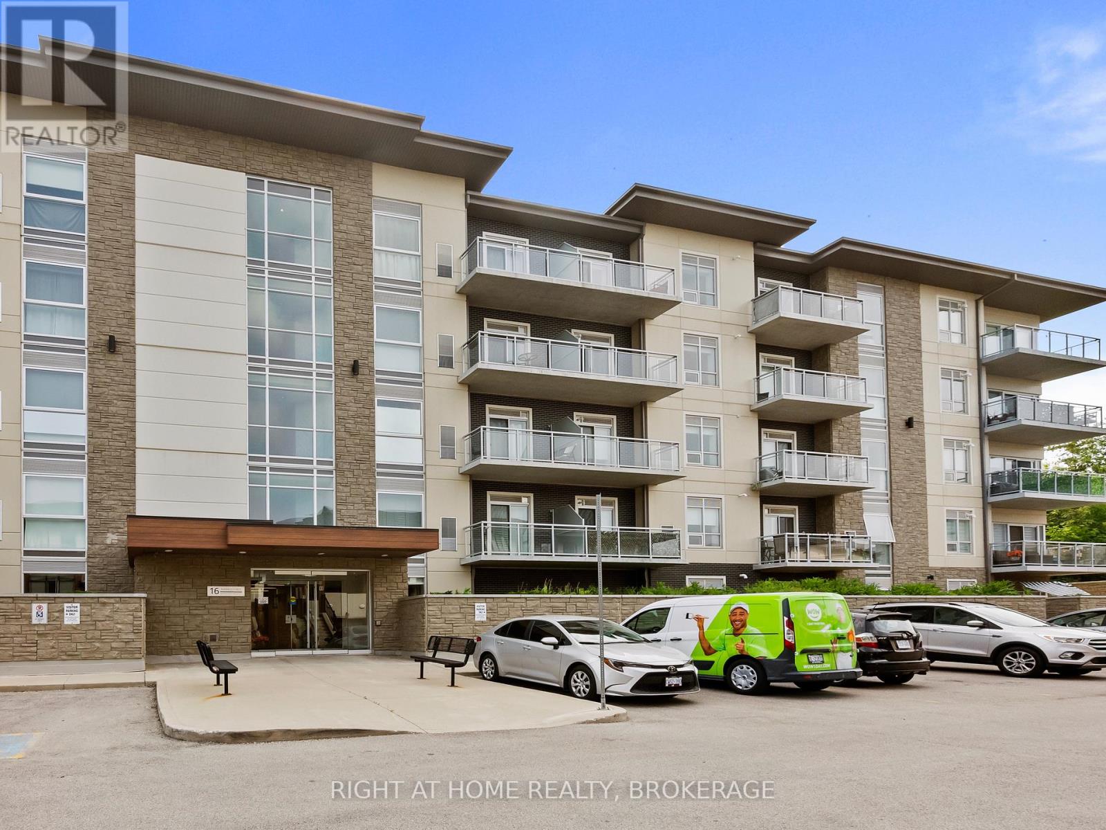 Property at 503 - 16 MARKLE CRESCENT image 5