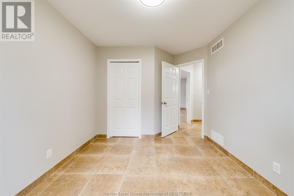 253 Fields Avenue, Lasalle, Ontario  N9J 3S3 - Photo 17 - 25015588