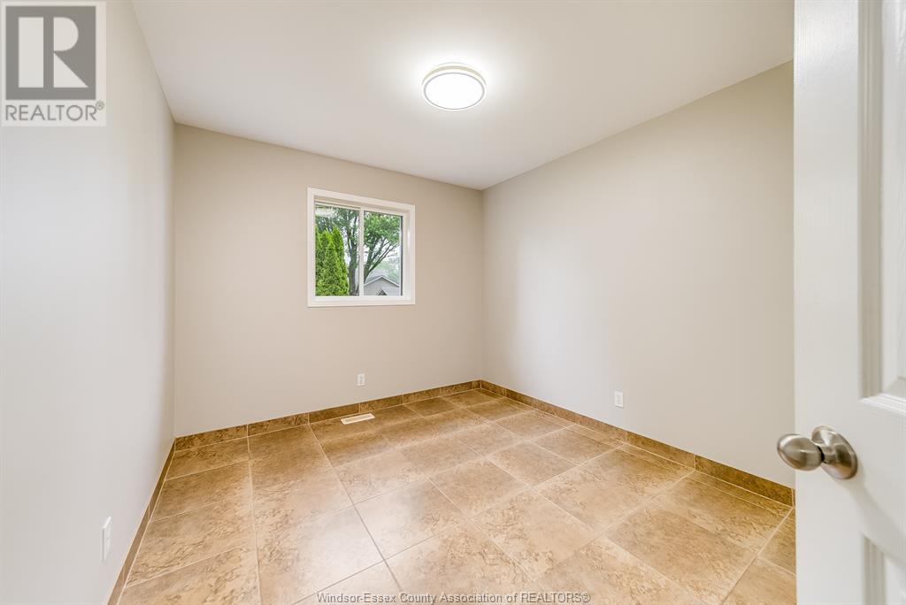 253 Fields Avenue, Lasalle, Ontario  N9J 3S3 - Photo 20 - 25015588