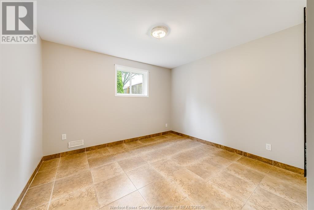 253 Fields Avenue, Lasalle, Ontario  N9J 3S3 - Photo 21 - 25015588