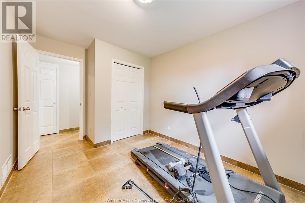 253 Fields Avenue, Lasalle, Ontario  N9J 3S3 - Photo 29 - 25015588