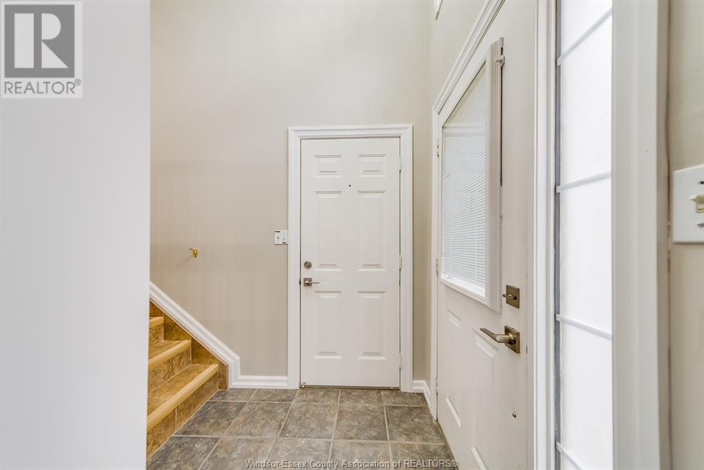 Property at 253 FIELDS AVENUE image 4