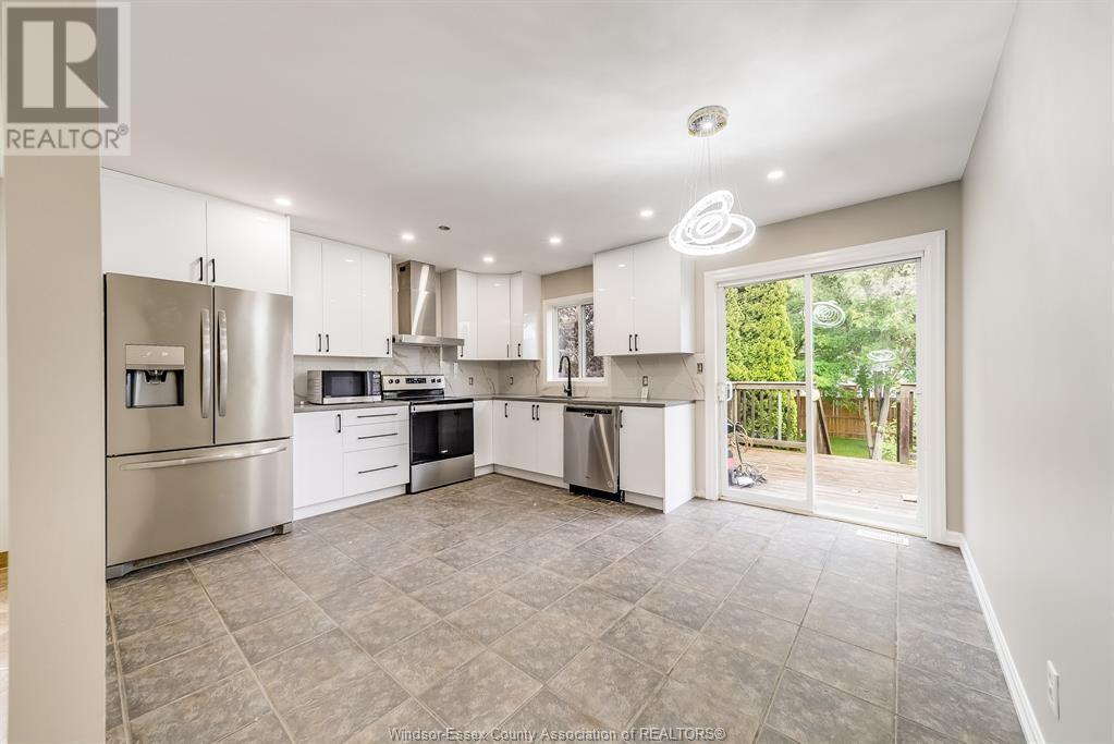 253 Fields Avenue, Lasalle, Ontario  N9J 3S3 - Photo 9 - 25015588