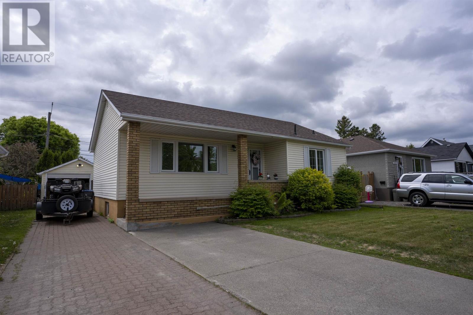 Property at 2024 Hamilton AVE image 1