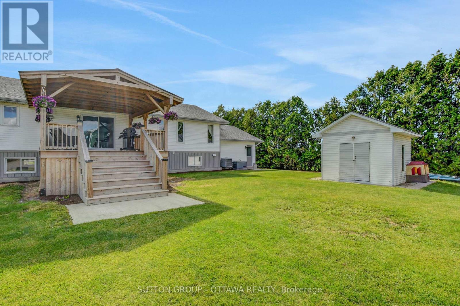 1887 Champlain Street, Clarence-Rockland, Ontario  K0A 1N0 - Photo 5 - X12233103