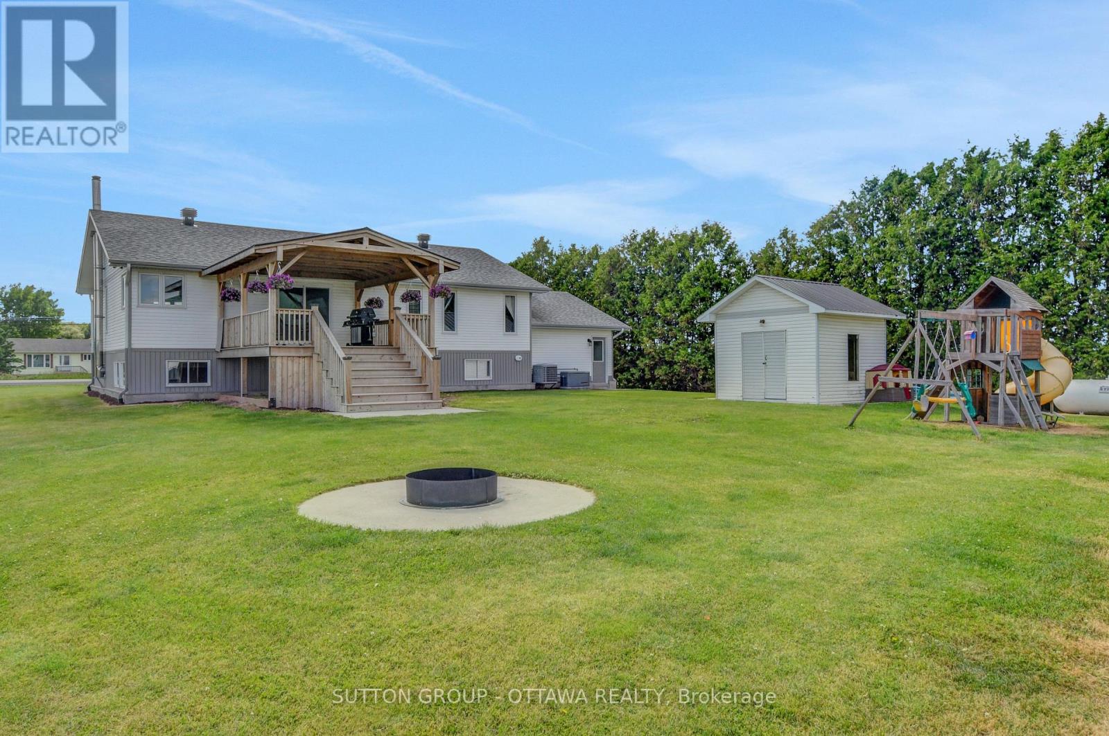 1887 Champlain Street, Clarence-Rockland, Ontario  K0A 1N0 - Photo 6 - X12233103