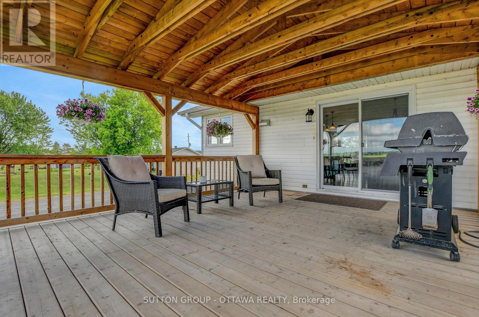 1887 Champlain Street, Clarence-Rockland, Ontario  K0A 1N0 - Photo 8 - X12233103