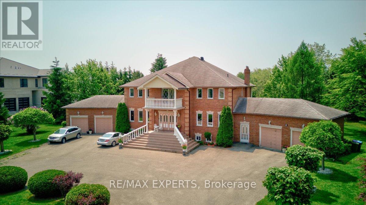 Property at 9 CYNTHIA CRESCENT image 2