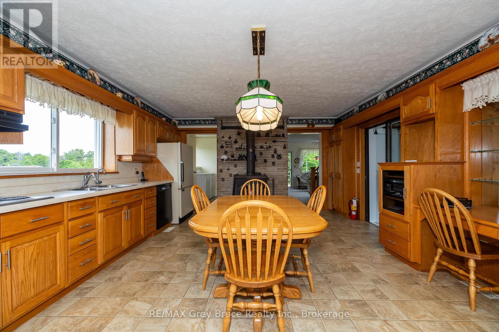 319144 Grey Road 1, Georgian Bluffs, Ontario  N4K 0G2 - Photo 21 - X12233184