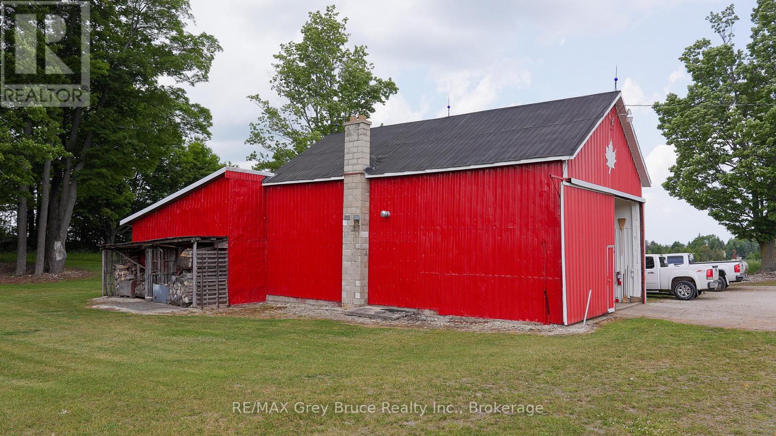319144 Grey Road 1, Georgian Bluffs, Ontario  N4K 0G2 - Photo 46 - X12233184