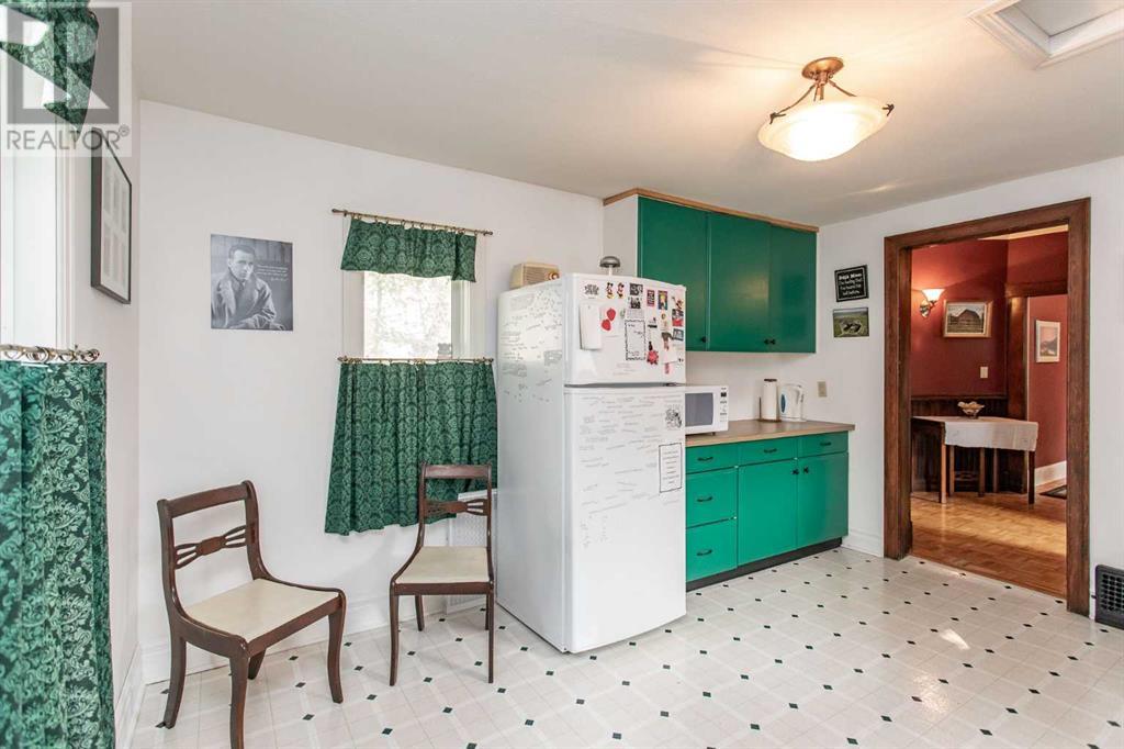 Property at 4641 49 Street image 5
