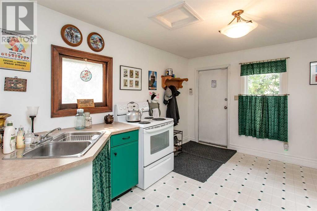 Property at 4641 49 Street image 3