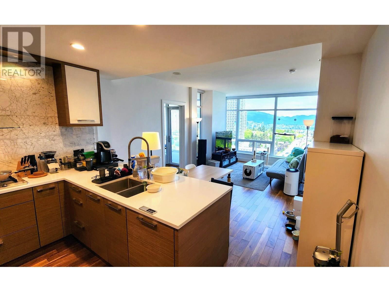 902 4360 Beresford Street, Burnaby, British Columbia  V5H 0G2 - Photo 3 - R3017738