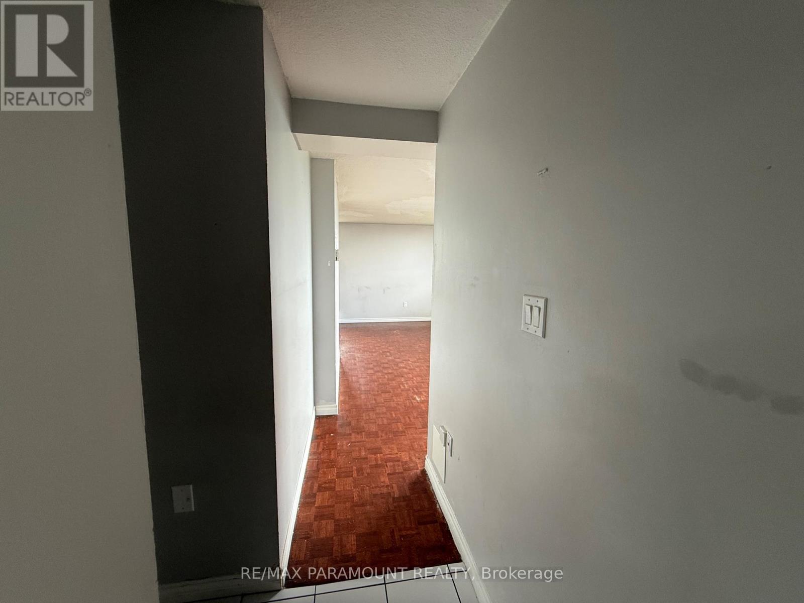 1010 - 2645 Kipling Avenue, Toronto, Ontario  M9V 3S6 - Photo 11 - W12102057