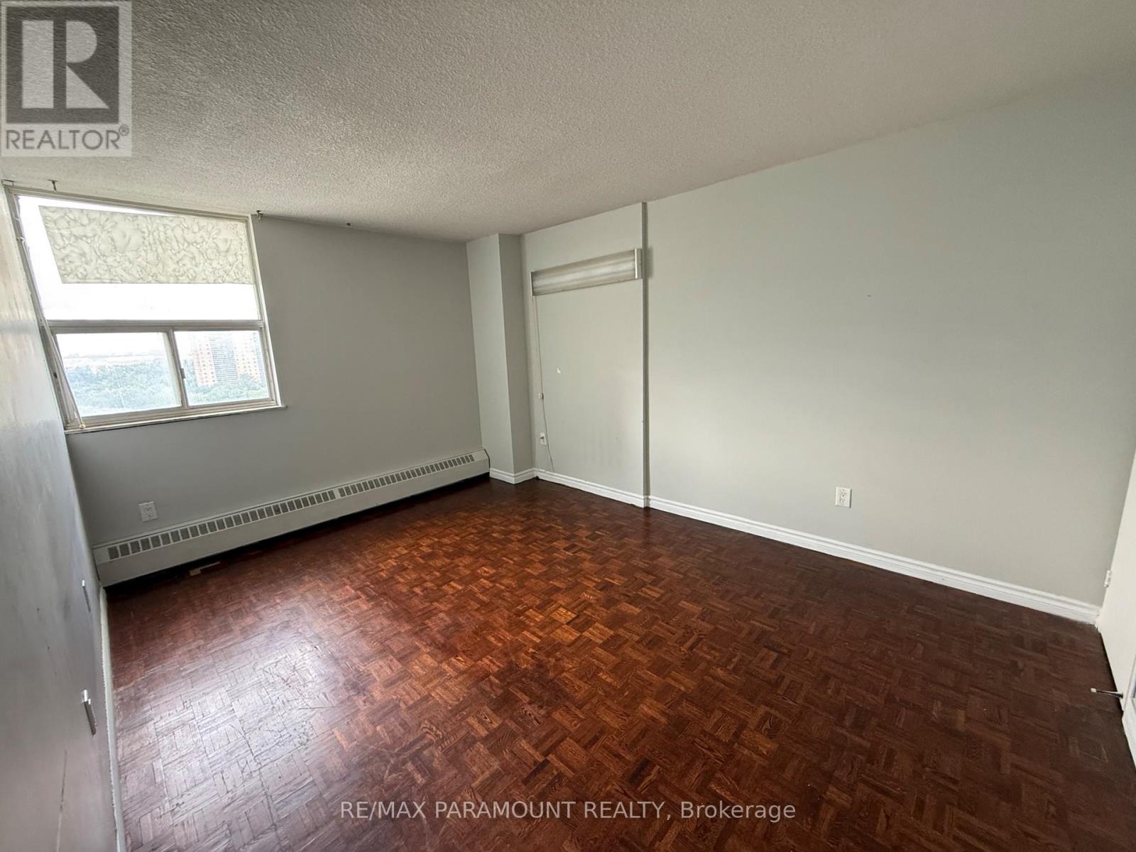 1010 - 2645 Kipling Avenue, Toronto, Ontario  M9V 3S6 - Photo 7 - W12102057