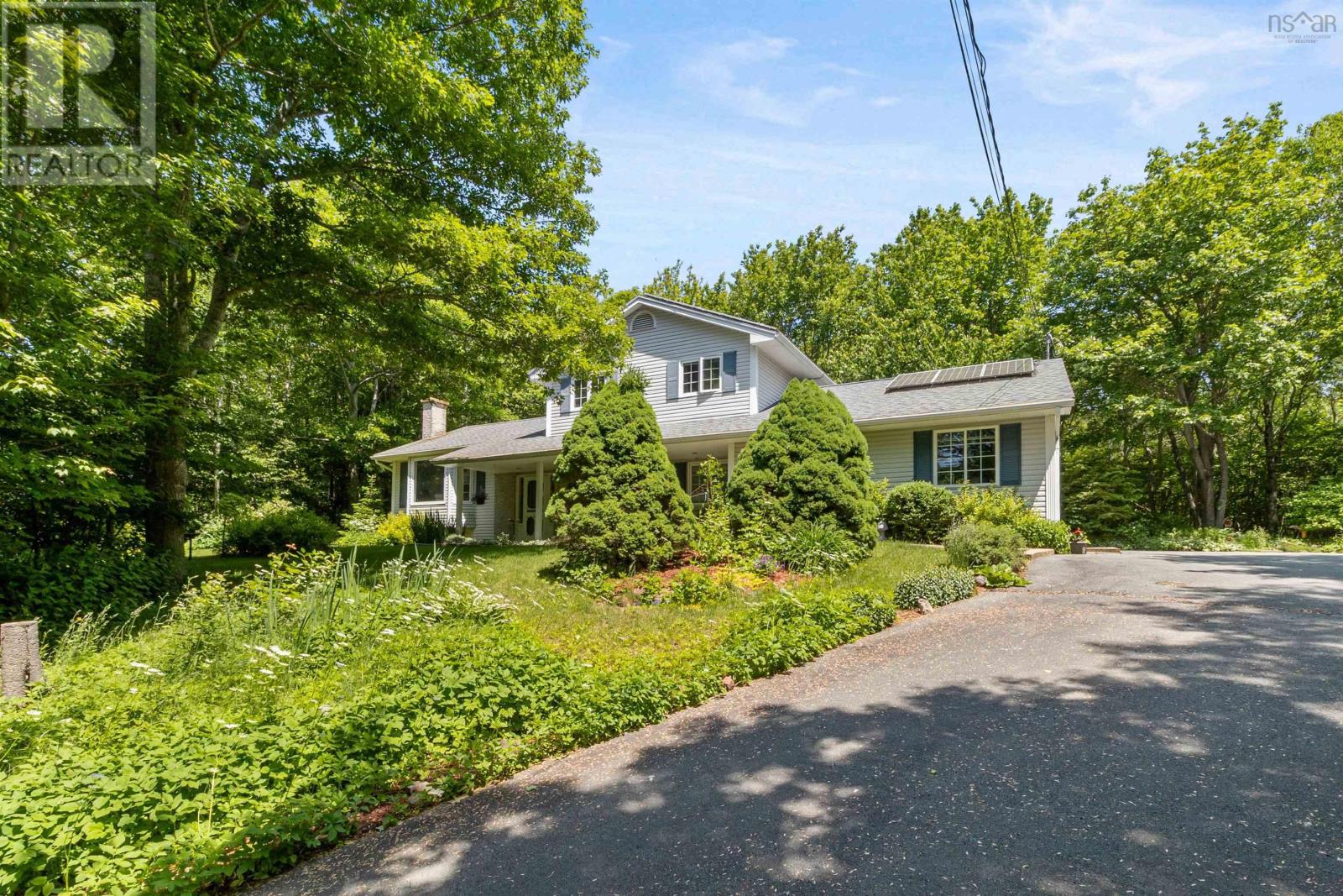 99 Stone Mount Drive, Lower Sackville, Nova Scotia  B4C 4A2 - Photo 3 - 202515152