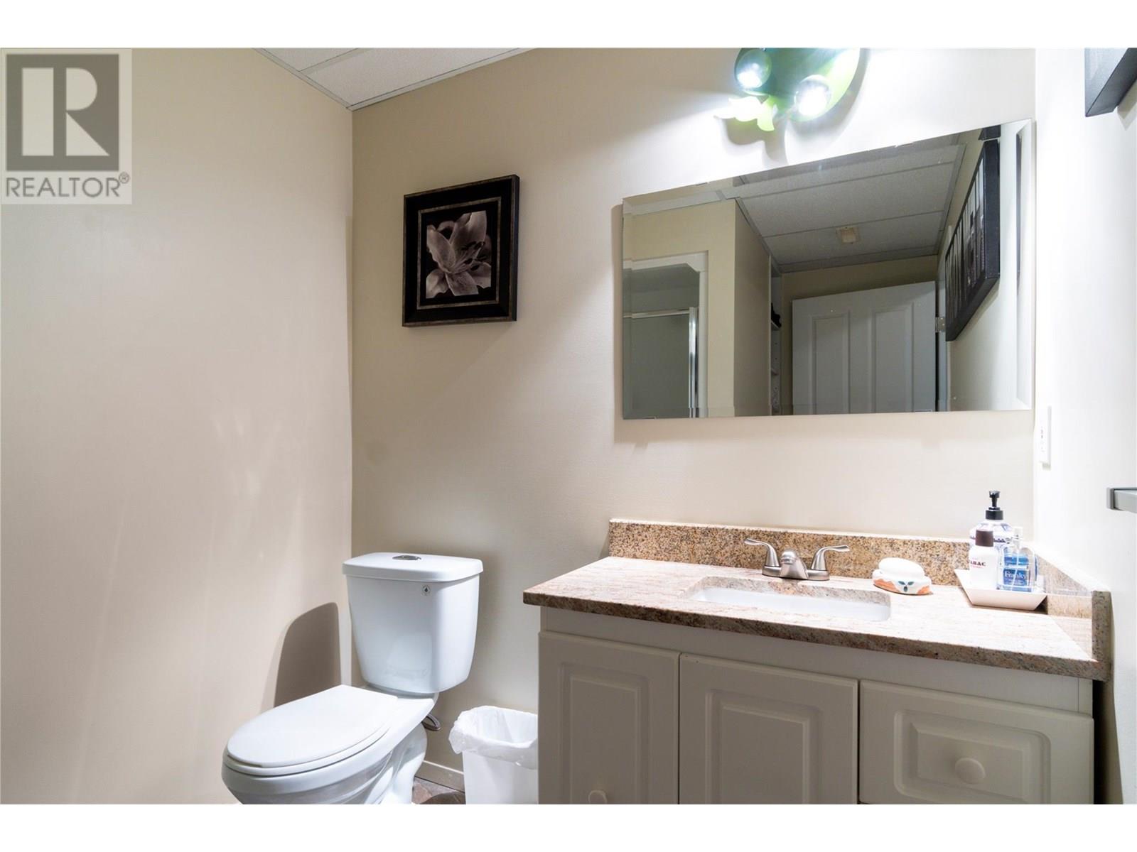 1280 Lakeshore Road Ne, Salmon Arm, British Columbia  V1E 2V7 - Photo 31 - 10336054