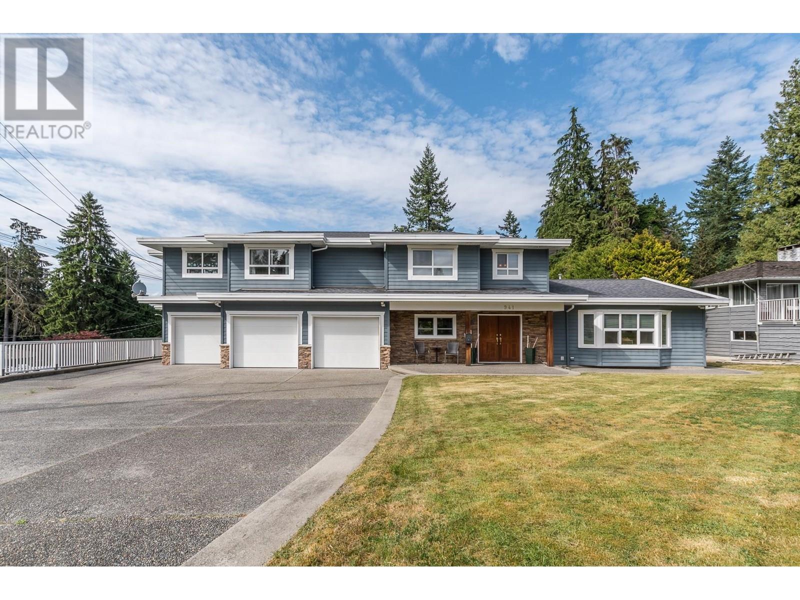 Property at 941 SELKIRK CRESCENT image 1